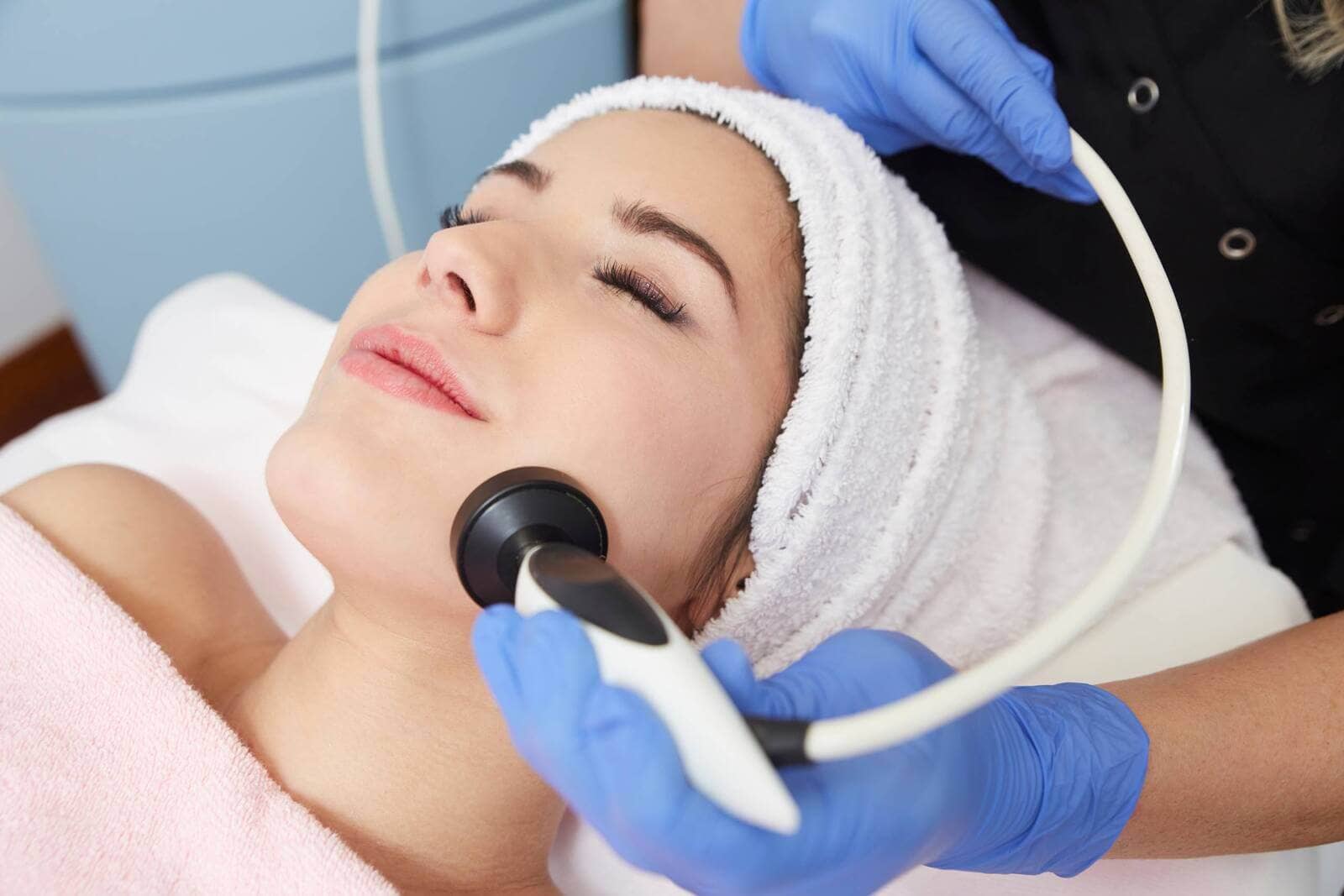 Limpieza facial con radiofrecuencia 03