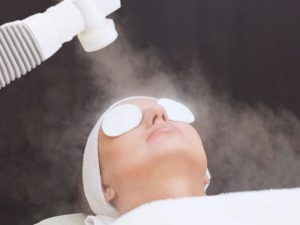 Limpieza facial con vapor de ozono 01