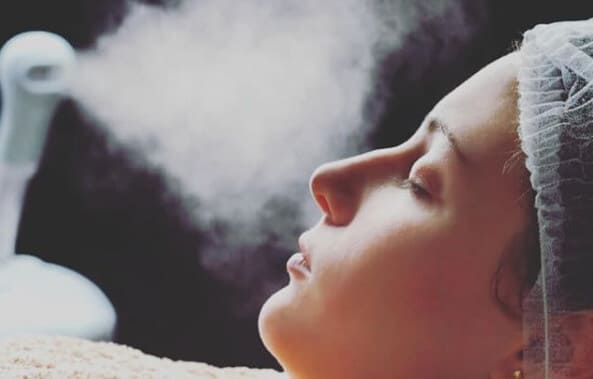 Limpieza facial con vapor de ozono 03