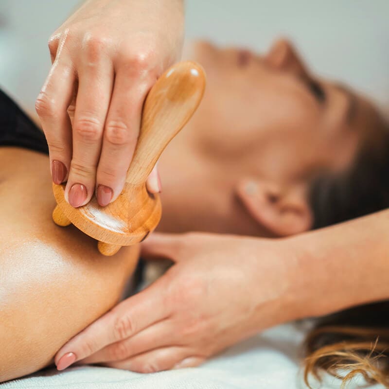 Maderoterapia facial 07