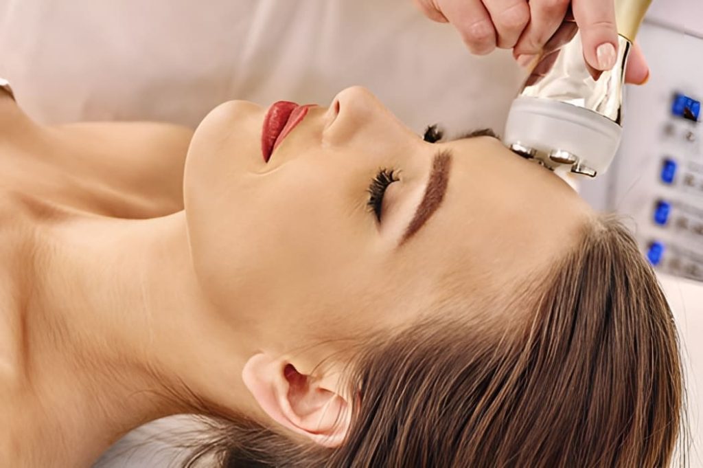 Tratamiento faciales con electroporador 01